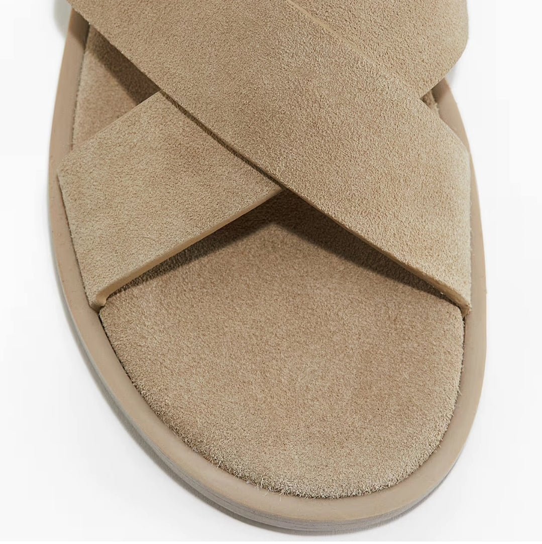 Sandales H&M en cuir(Velour) haute qualité et confortable